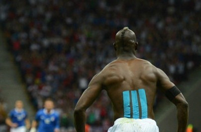 用四年时间挥霍所有天赋，毁于玩世不恭，奇葩天才无人问津