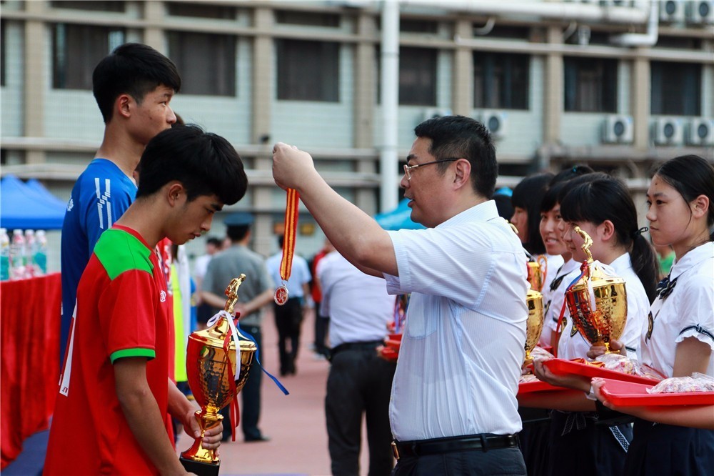 富力杯总决赛圆满落幕｜全国最大校园联赛，孕育下一个广州本土球