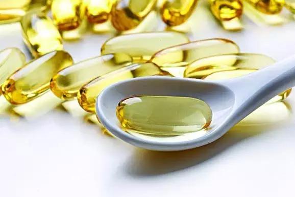 戴口罩脸过敏发红痒怎么办,脸过敏发红痒用肤专家可以吗