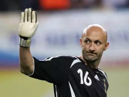 足球门将黄油手,巴西门将世界杯