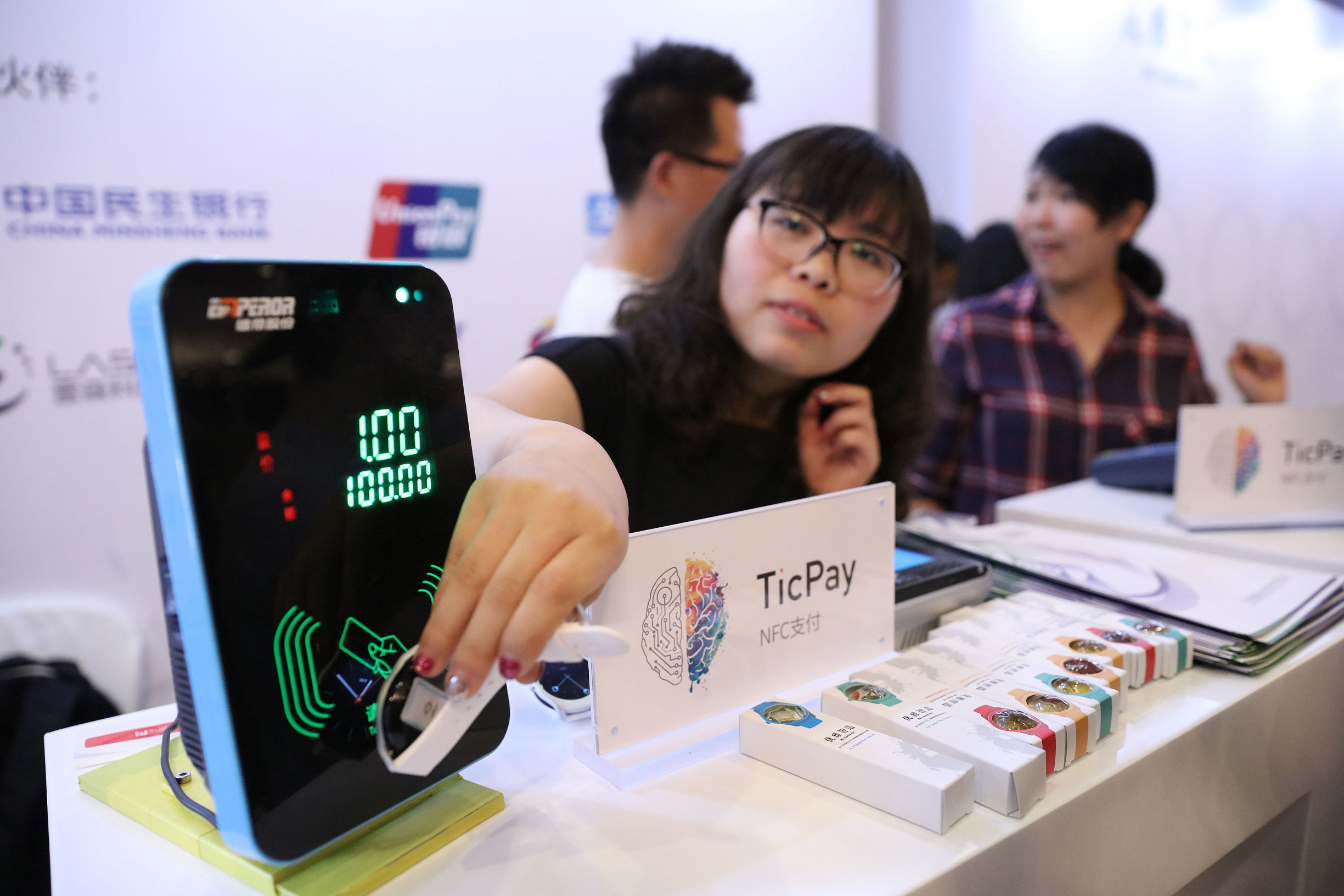 时尚与科技的完美结合2020,智能手表ticwatch怎么样