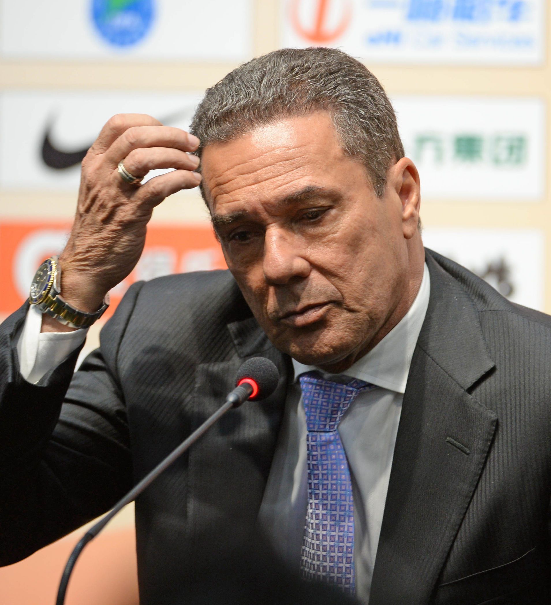 卢森博格3比1阿根廷,天津权健卢森博格