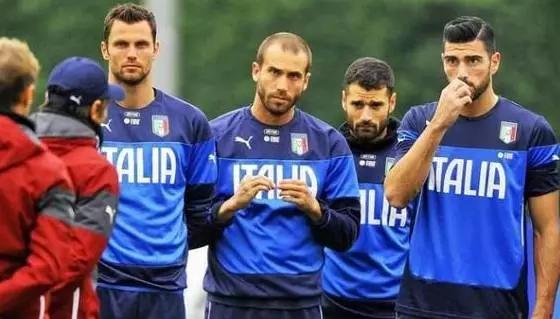 今天是全中国高考日英语,今天是高考日