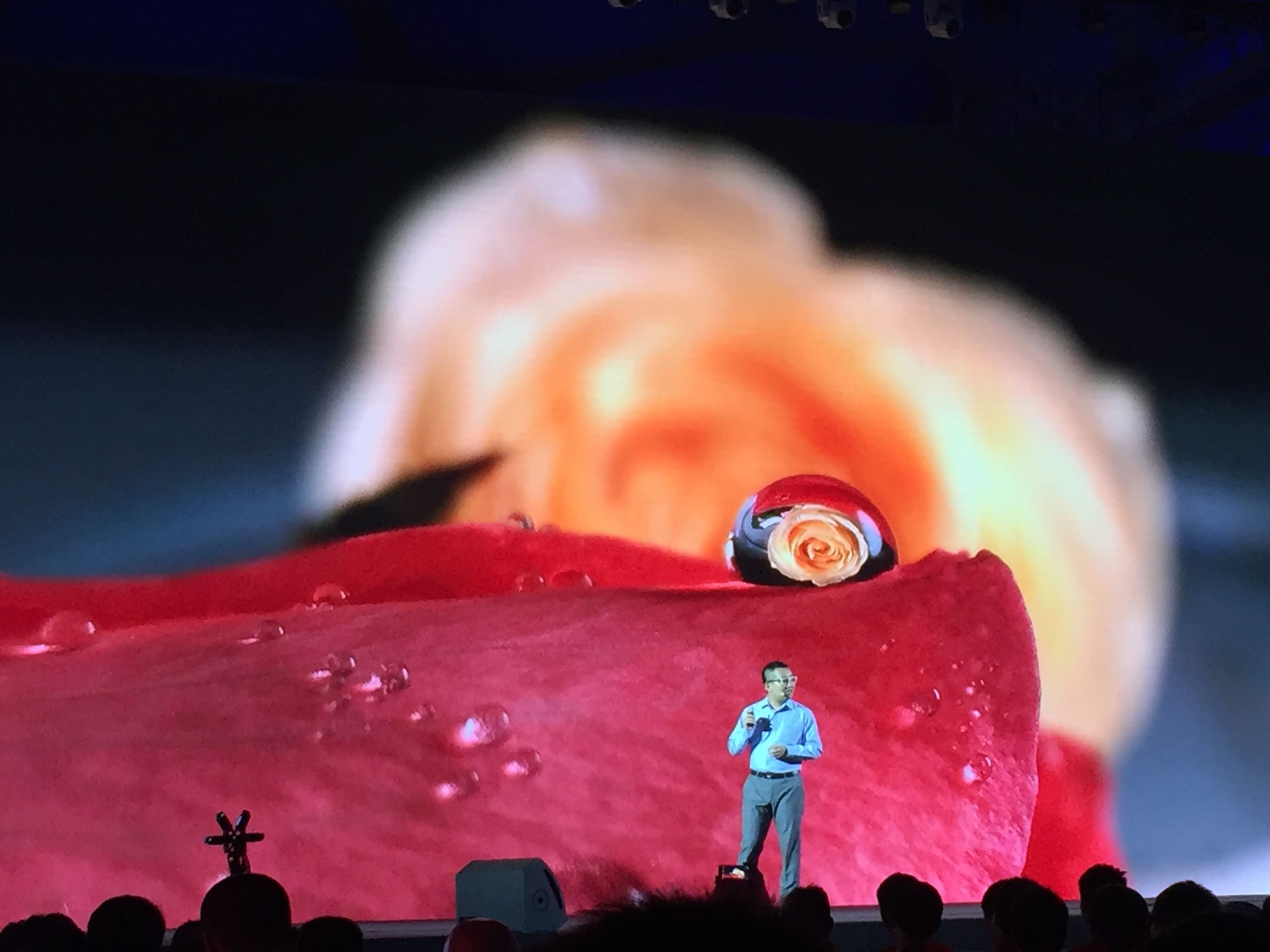 小米max和努比亚z11max哪个好,努比亚z11max系统