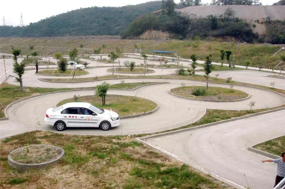 恭贺：自全国驾校校长分享沟通会以来全国48家驾校启用军博软件