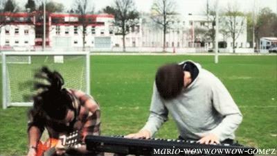 是天才也是逗逼！盘点足球场上那些逗逼青年