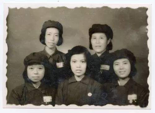 余文乐算毛线！我们的爸妈才是当年的“潮人”！