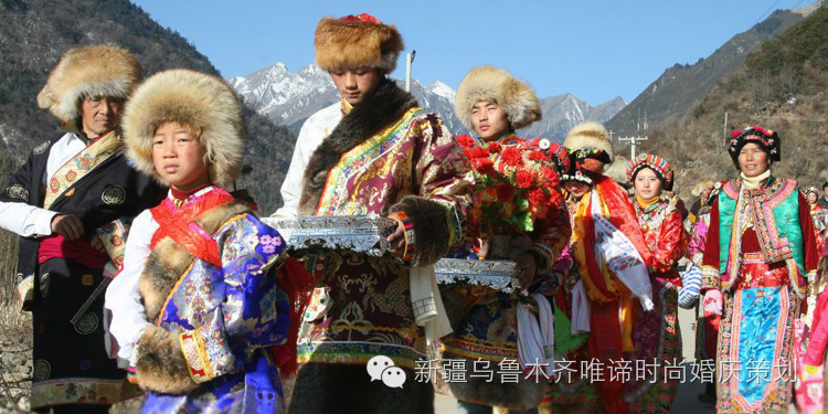 *藏西**婚礼当天仪式传承古老的婚俗习惯