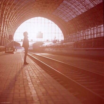 年轻总要经历点风吹雨打,年轻的时候总要经历很多挫折