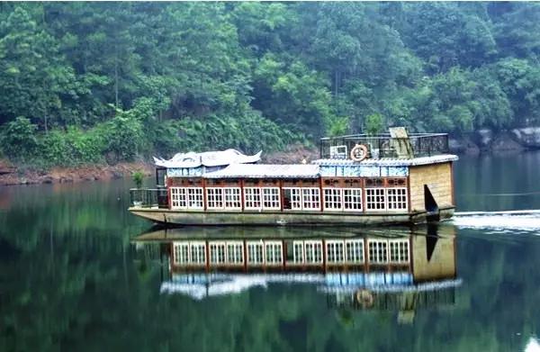 四川哪里有冷门又好玩的地方,四川最漂亮十大湖