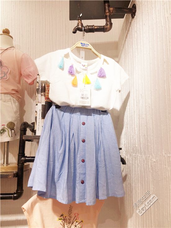 汉正街童装直播间秒杀,汉正街品牌童装直播间