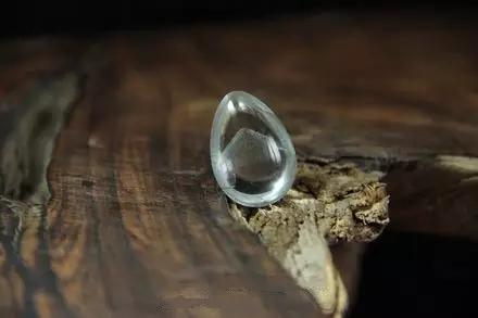 水晶越薄越值钱,天然黄水晶为啥那么多杂质