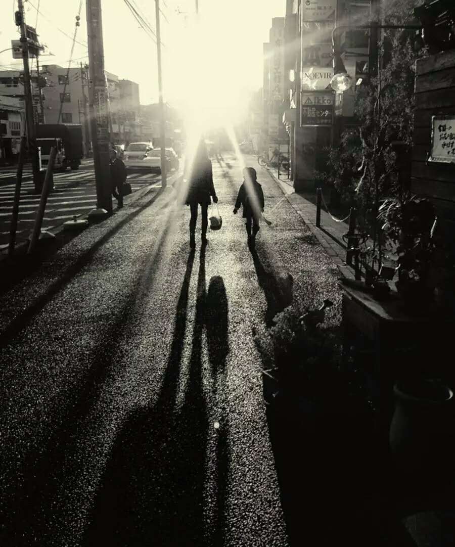 母亲四季：布满布丁的眼神里，长满庄稼和收成