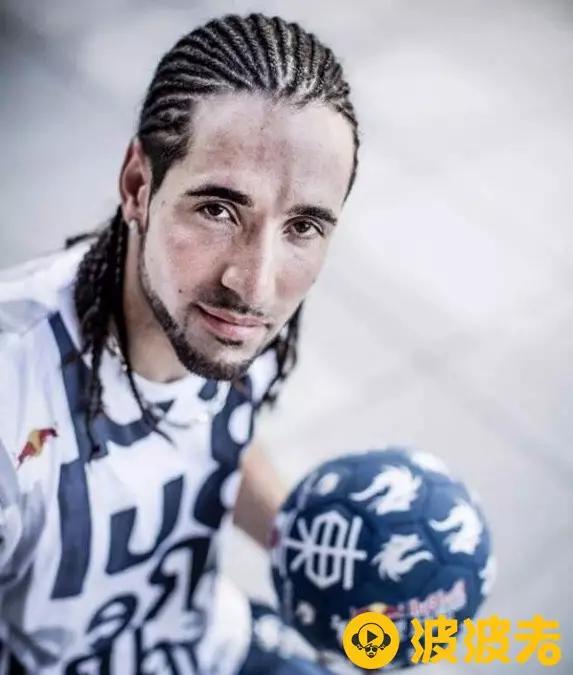 内马尔街头足球集锦,内马尔佩服c罗