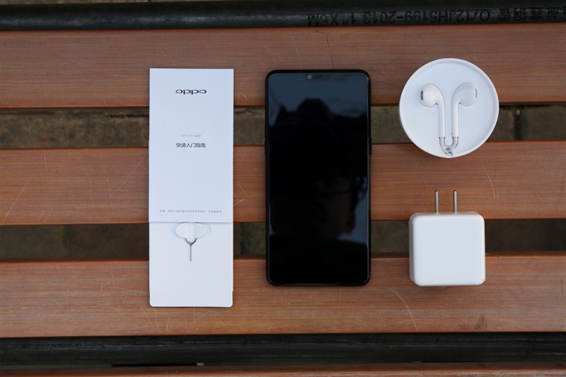 最超值的异形全面屏！OPPOR15评测：全系6+128