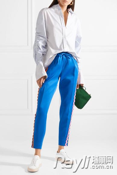 孙怡穿毛边裤子,孙怡穿黑色裤子