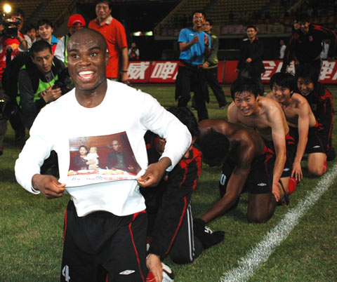 06年中超冠军,2007年中超冠军