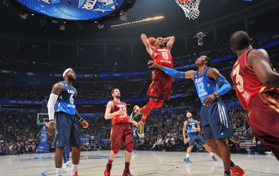 传统控卫难夺冠,得分型控卫vs传统控卫