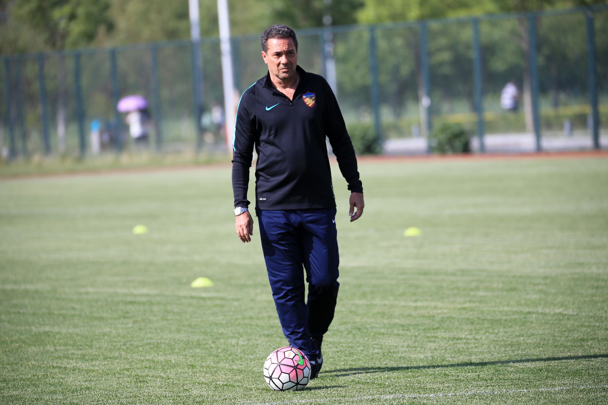 卢森博格3比1阿根廷,天津权健卢森博格