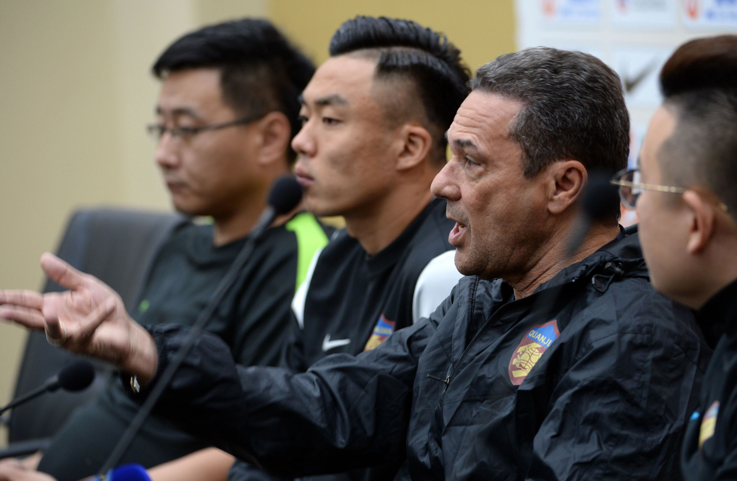 卢森博格3比1阿根廷,天津权健卢森博格