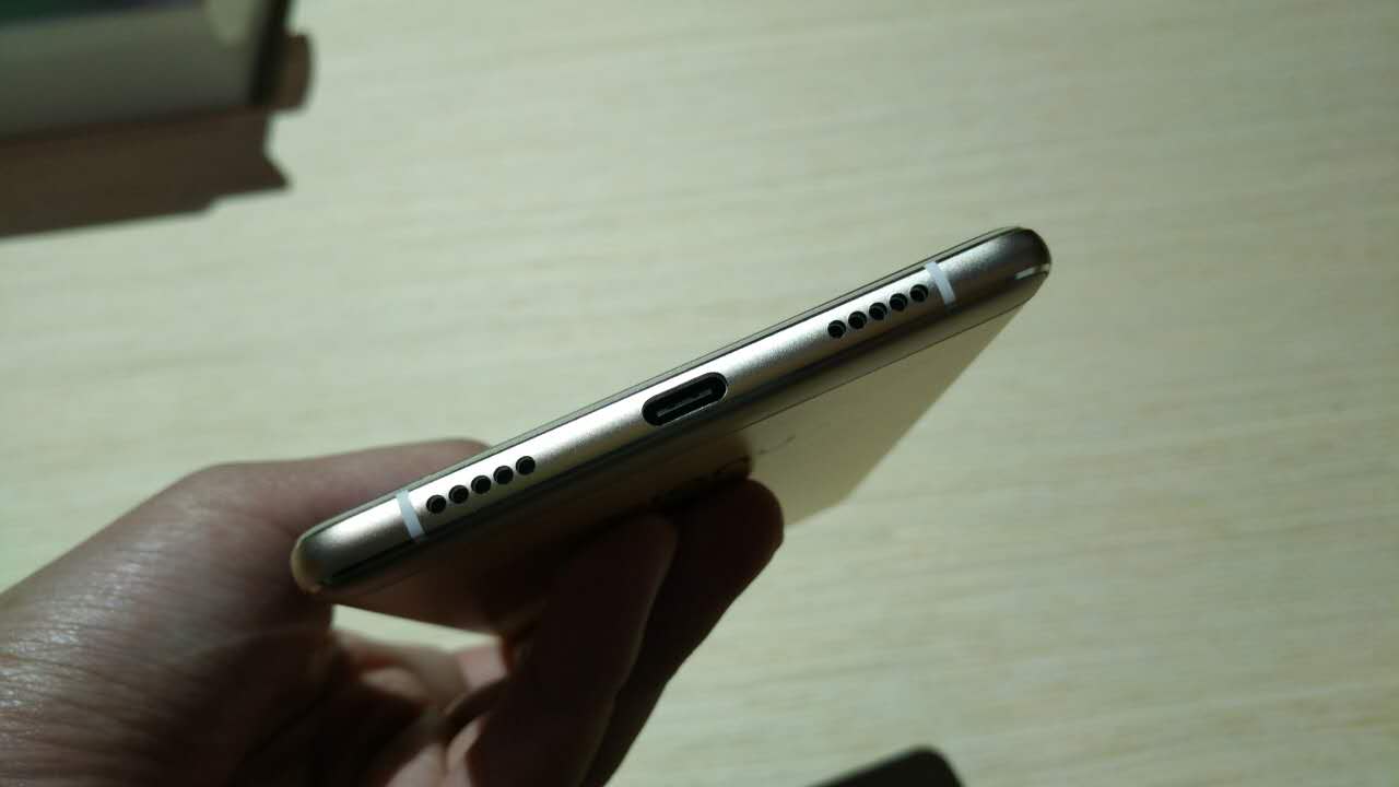 c罗典藏限量版,努比亚z11maxc罗典藏