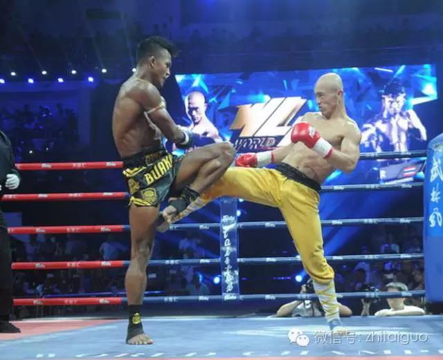 中国武僧完胜对方,中国武僧vs日本武士