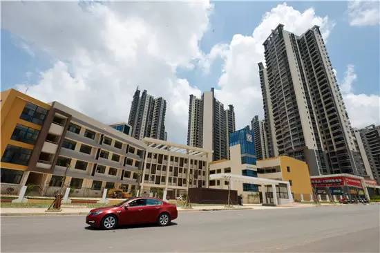 公告青秀区新添四所公办小学，今年九月招生（玉兰路小学、百花岭路小学、民主路小学佛子岭路校区、林里桥中段小学）