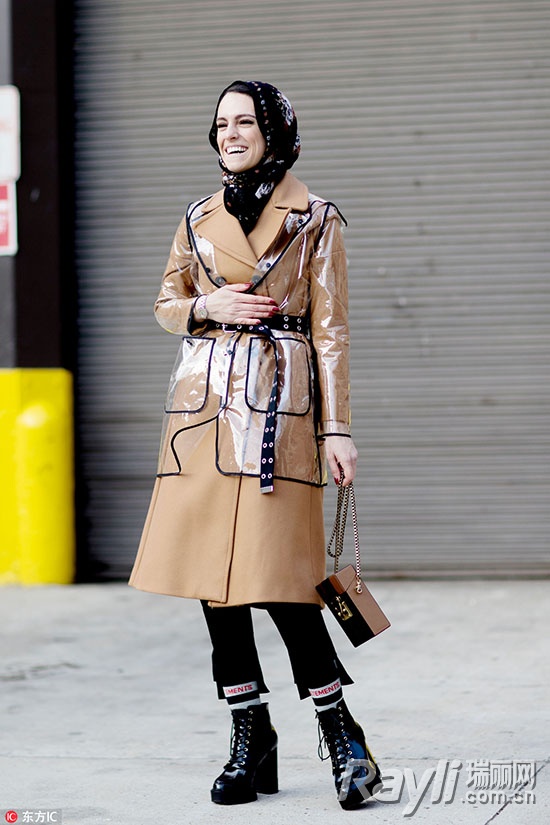 孙怡穿毛边裤子,孙怡穿黑色裤子