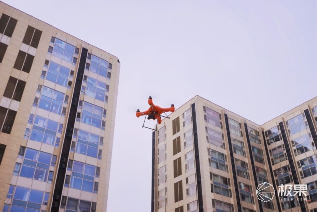 大疆最新水上无人机,新款水陆空三栖无人机测评
