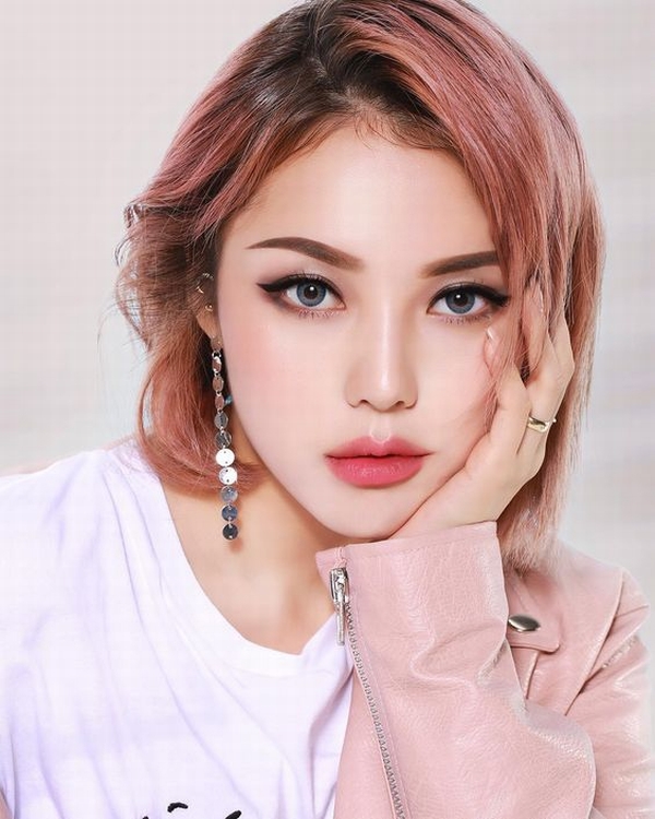 最火的赤茶妆,春日赤茶橘系仙女妆图片