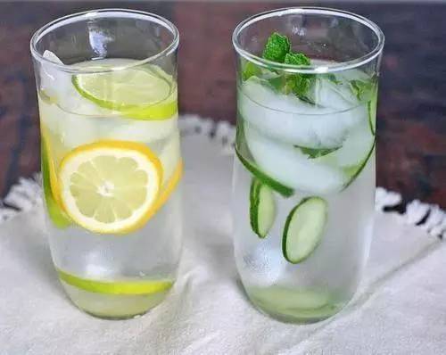 双语美文摘抄100句,双语美文欣赏800词