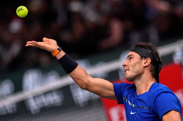 纳达尔因发球超时和裁判辩论,纳达尔美网发球