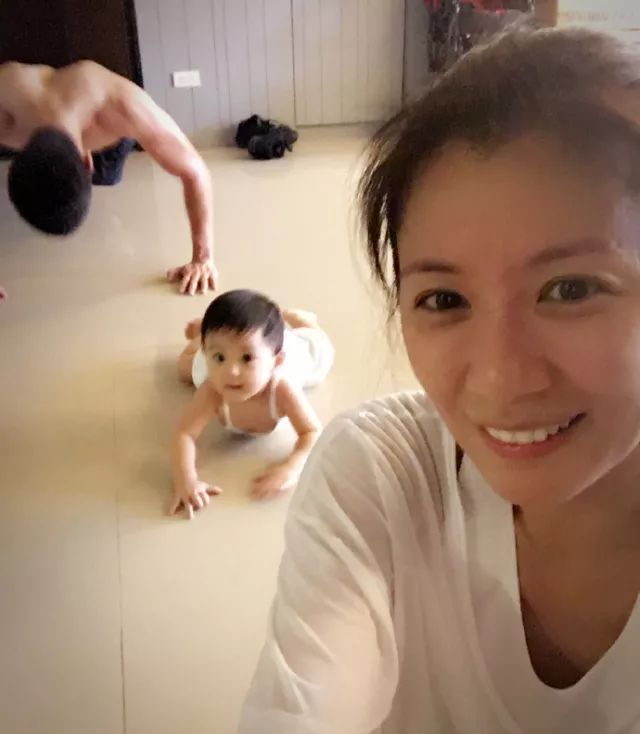 霍思燕贾静雯,贾静雯霍思燕谁是超人