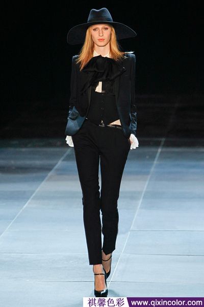 2022春夏流行色彩搭配视频,2013秋冬流行穿搭趋势