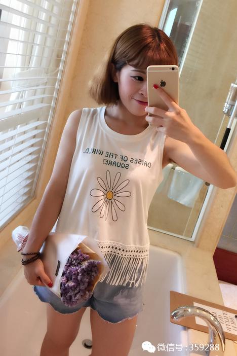 卖萌，嘟嘴，剪刀手，都敌不过这些韩版潮流打底T恤！