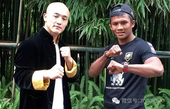 中国武僧完胜对方,中国武僧vs日本武士