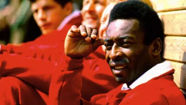 贝利的球赛精彩瞬间,球王贝利原来战绩