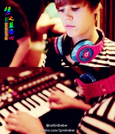 贾斯汀比伯戴头戴式耳机,比伯戴beats耳机