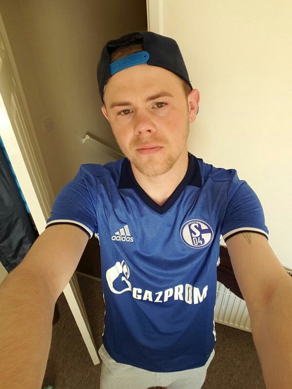 表白爱意谁家强？沙尔克04的“矿粉”们已经无法阻挡了