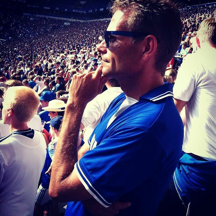 表白爱意谁家强？沙尔克04的“矿粉”们已经无法阻挡了