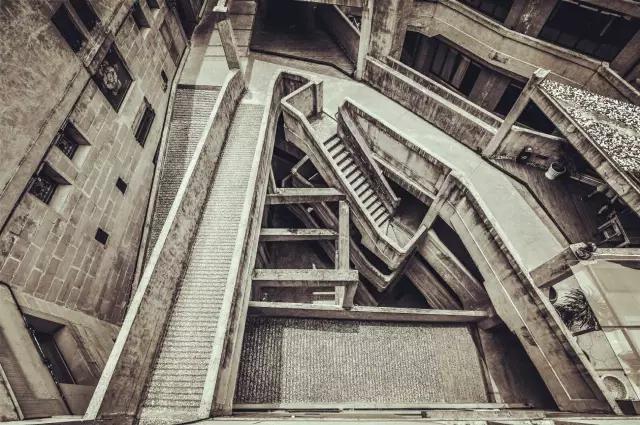 上海地铁10号线各站点有哪些景点,上海地铁沿线风景点