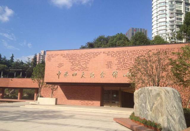 上海地铁10号线各站点有哪些景点,上海地铁沿线风景点