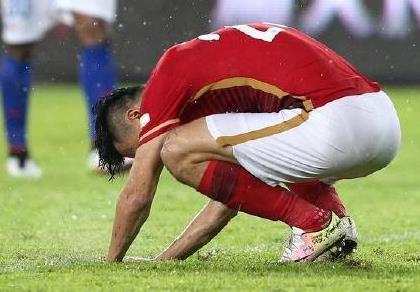 为什么让郜林罚点球,为什么是郜林罚点球