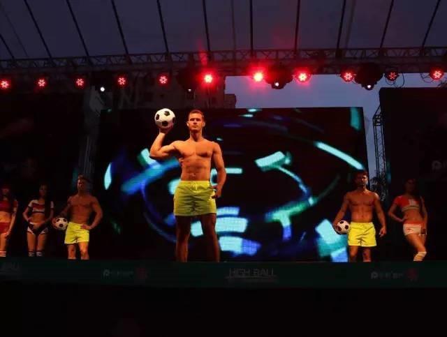 马明宇说足球,马明宇踢球