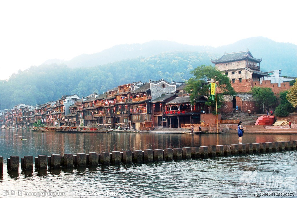 湘西张家界旅游团五天四晚纯玩团,张家界自助旅游攻略大全