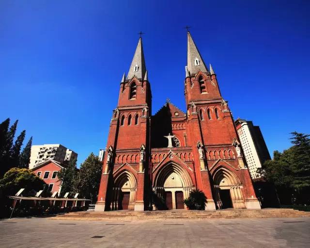 上海地铁10号线各站点有哪些景点,上海地铁沿线风景点