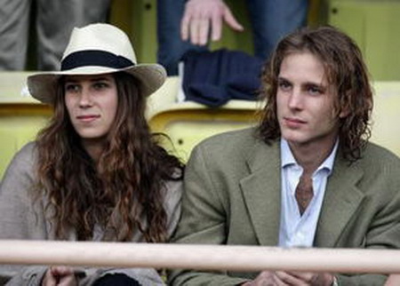 他被称世界最迷人王子，生孩在前，结婚在后，妻子家160亿美金