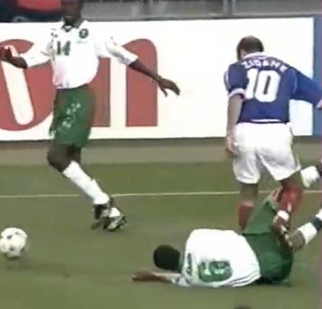 没有之一！中国最土豪外援来华自带两仆人和30万美金零花钱