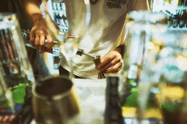 欧洲杯熬夜看球需要准备什么,无差别看球指南欧洲杯之王