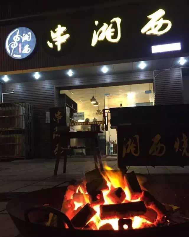 欧洲杯熬夜看球需要准备什么,无差别看球指南欧洲杯之王